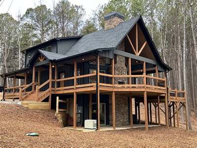 Hall's Custom Homes