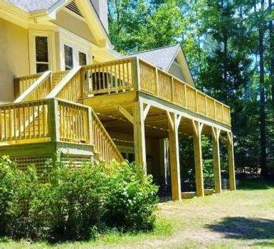 Hinton Construction - Decks & Outdoor Living