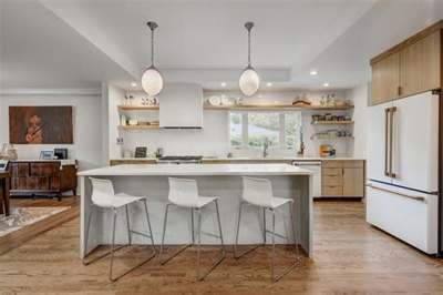 Robert Jackson Co. Contractors + Cabinetmakers